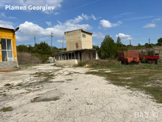 Продавам Стопански двор, снимка 3 - Производствени сгради - 49867248