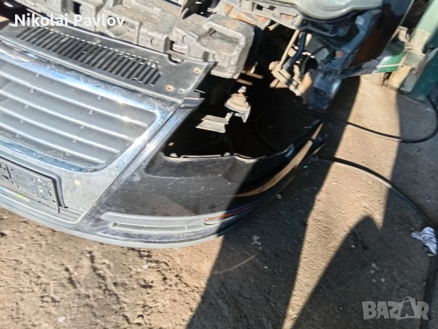 Предна броня с решетка халогени за Фолксваген Пасат 6 , снимка 11 - Части - 52809546
