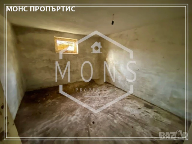 Урегулиран поземлен имот (УПИ) със застроена жилищна сграда в живописното село Върбица, област Велик, снимка 8 - Парцели - 51191605