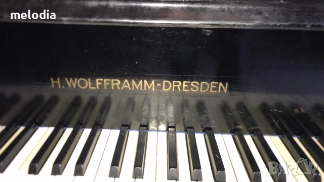 Немски акустичен роял Wolfram Dresden, снимка 2 - Пиана - 52813600