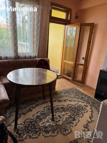 АПАРТАМЕНТ в град ОМУРТАГ-Супер център, снимка 4 - Апартаменти - 51039447