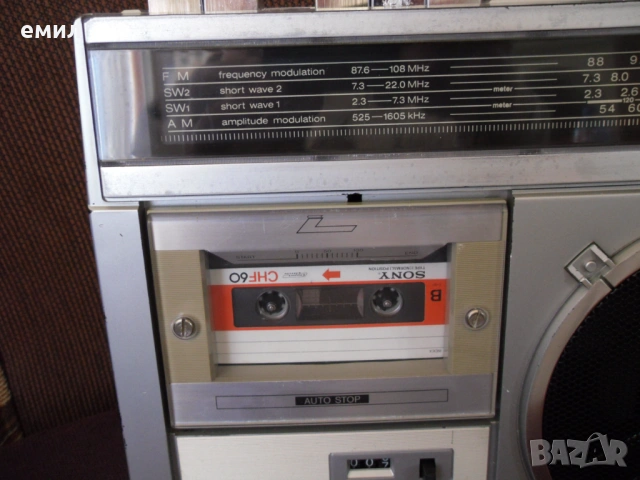 SHARP GF-2500, снимка 10 - Радиокасетофони, транзистори - 54144293