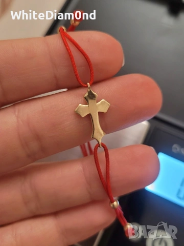 Гривна със златно кръстче 14 к., снимка 2 - Гривни - 54021089