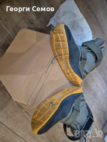 Продавам детски зимни обувки Jack Wolfskin Polar Bear Texapore High VC, снимка 3 - Бебешки боти и ботуши - 52024322