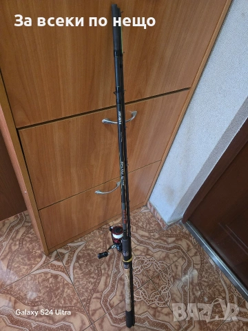 Въдица от карбон 3,70 м много стилна и удобна., снимка 1 - Въдици - 53643758