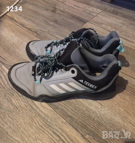 Маратонки Adidas terrex размер 38, снимка 2 - Маратонки - 53777477