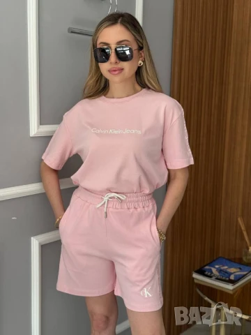 дамски екипи calvin klein jeans , снимка 11 - Спортни екипи - 51176285