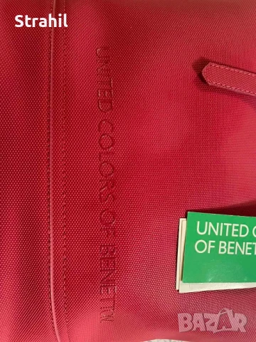 Червена чанта за рамо United colors of Benetton, снимка 8 - Чанти - 51319594