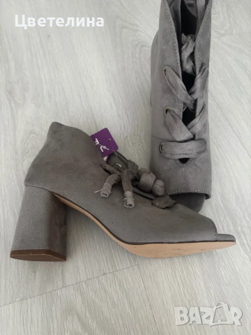 Полуотворени обувки 