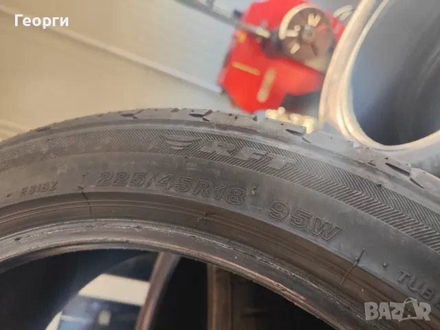 2бр.летни гуми 225/45/18 Bridgestone, снимка 4 - Гуми и джанти - 48116269