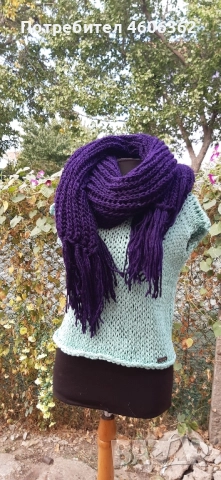 ръчно изплетен шал 