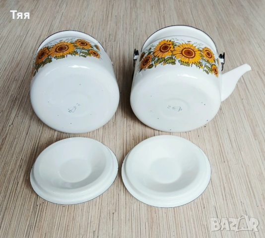 Емайлиран чайник и котелка , снимка 3 - Съдове за готвене - 54097509