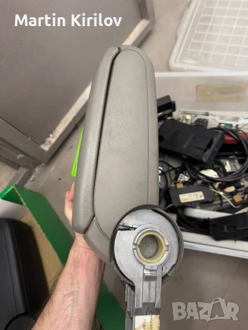 Подлакътник Audi A6 C5, снимка 3 - Части - 50841781