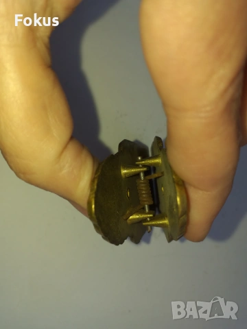ЩИПКА ЗА ПАРИ БРОНЗ ЕМАЙЛ, снимка 4 - Антикварни и старинни предмети - 53524657