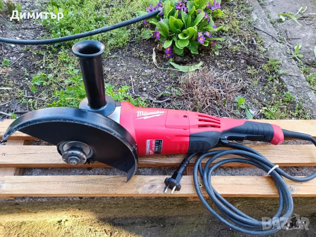 Milwaukee AG 22-230 ъглошлайф 230 мм