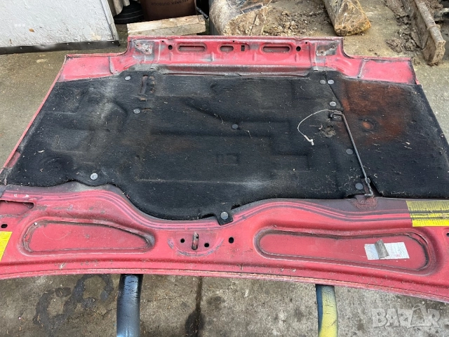 Преден капак за Рено 5, снимка 2 - Части - 52942680