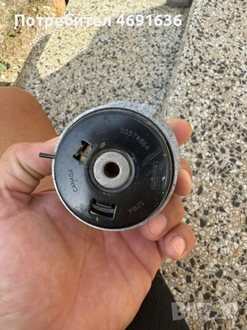 Обтяжна ролка ангренажен ремък на Opel Astra Zafira 1.6 16V Z16XEP 55574864 само за 30лв., снимка 2 - Части - 52901375