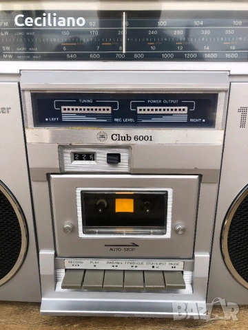 Радиокасетофон Club 6001(Germany) Много хубав звук!, снимка 6 - Радиокасетофони, транзистори - 53932042