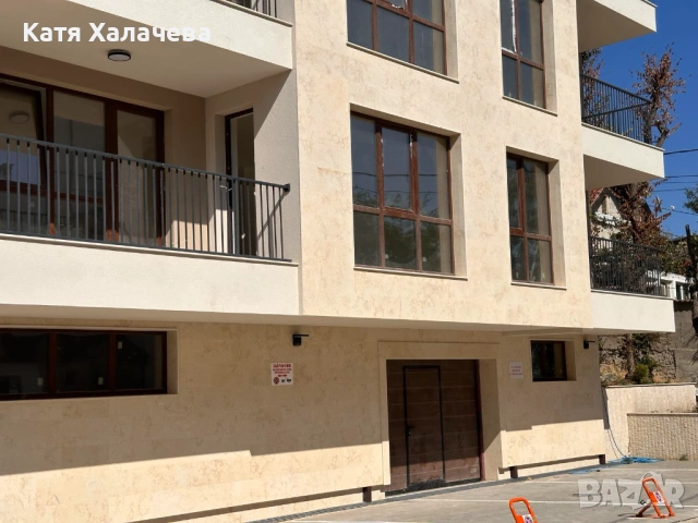 Продавам Панорамен двустаен апартамент -в гр. Варна , ж.к. Бриз. Апартамента е на ет. 3 / 6 , в нова, снимка 17 - Апартаменти - 53615208