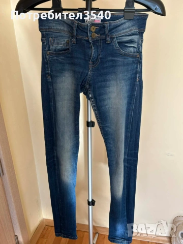 Дамски дънки