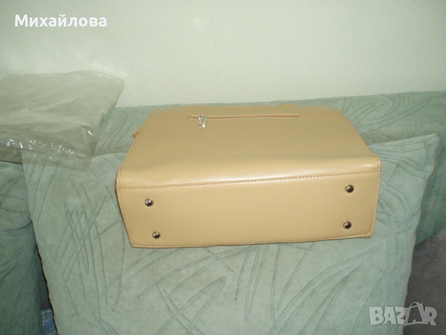 Дамска чанта  Doca Красива и удобна., снимка 5 - Чанти - 53963486