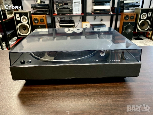 Vintage грамофон Akai