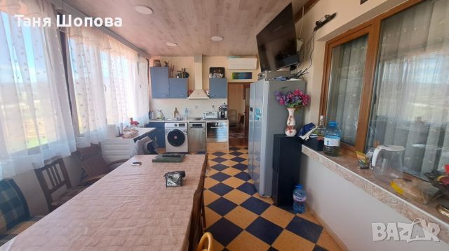 Двуетажна къща с ракиджийница  за продажба в с.Рупите, община Петрич, снимка 3 - Къщи - 45090334