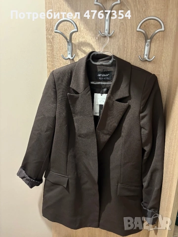 Дамско кафяво сако 