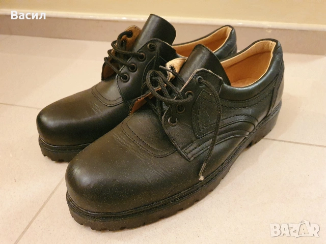 Мъжки обувки от естествена кожа