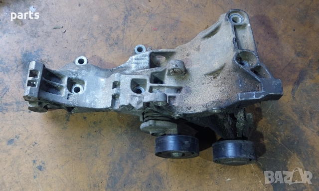 Лапа - Стойка Ауди А4 Б6 - VW - 03G903143B, снимка 2 - Части - 51662033