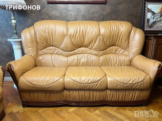 Кожен диван с два фотьойла