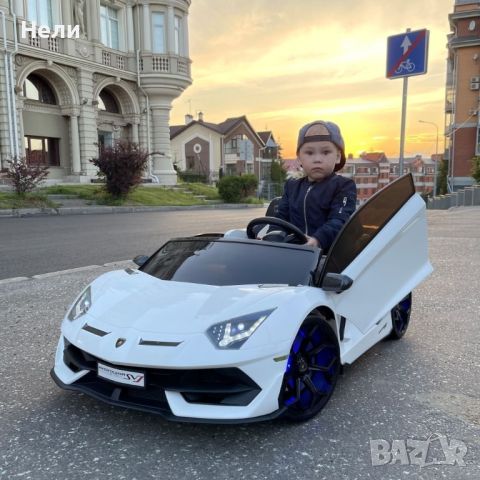 Двуместна КОЛА Licensed Lamborghini Aventador SVJ 24V с функция дрифт, снимка 14 - Детски велосипеди, триколки и коли - 46663621