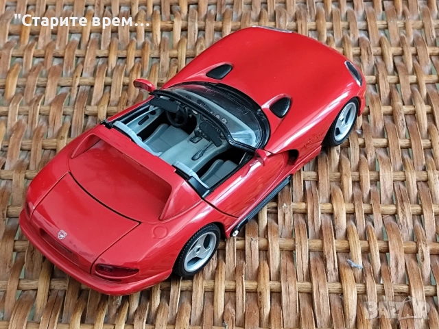 КАБРИОЛЕТО РОУДСТЪР СПОРТЕН АВТОМОБИЛ 1:18 , снимка 6 - Други ценни предмети - 51433433