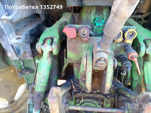 Трактор John Deere 3350 преден навес/преден вал, снимка 8 - Селскостопанска техника - 53716158