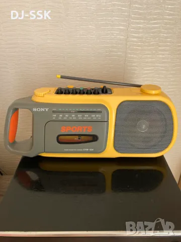 SONY  SPORTS CFM-104 VINTAGE RETRO BOOMBOX Ghetto Blaster радио касетофон, снимка 1 - Радиокасетофони, транзистори - 47015376