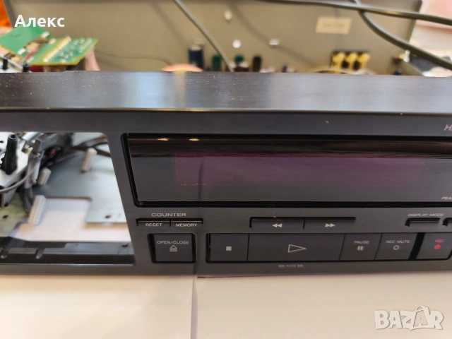 Sony Tck - 570 за части , снимка 2 - Декове - 53997520