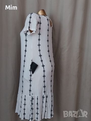 M/L Бяла ,свободна  рокля с бродерия , снимка 7 - Рокли - 46341768