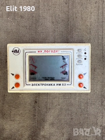 Продавам  руска електронна игра