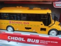 Училищен автобус,с батерии,два размера., снимка 5