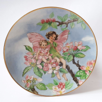 VILLEROY & BOCH – Немски порцелан чиния за стена с деца момче момиче , снимка 3 - Други ценни предмети - 45060306