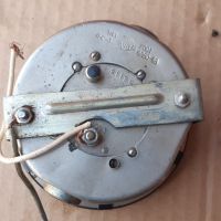 Стар автомобилен часовник за стар автомобил, снимка 4 - Антикварни и старинни предмети - 45131543