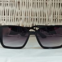 Дамски слънчеви очила - 30 sunglassesbrand , снимка 2 - Слънчеви и диоптрични очила - 45844567
