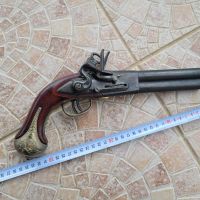 пистолет, пищов, кремъклия, евзалия, снимка 1 - Антикварни и старинни предмети - 45320376