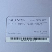 Флопи за дискети - Sony PCGA-UFD1 3.5 Inch Floppy Disk, снимка 3 - Външни хард дискове - 45159030