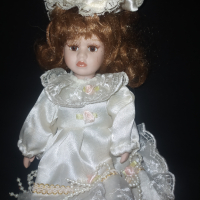 Порцеланова кукла, снимка 1 - Колекции - 44957733