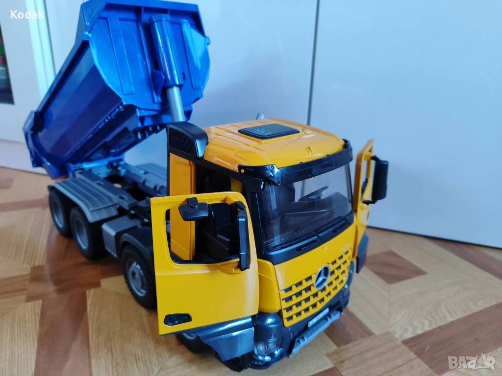 Голям камион на Bruder 1/16 , снимка 1