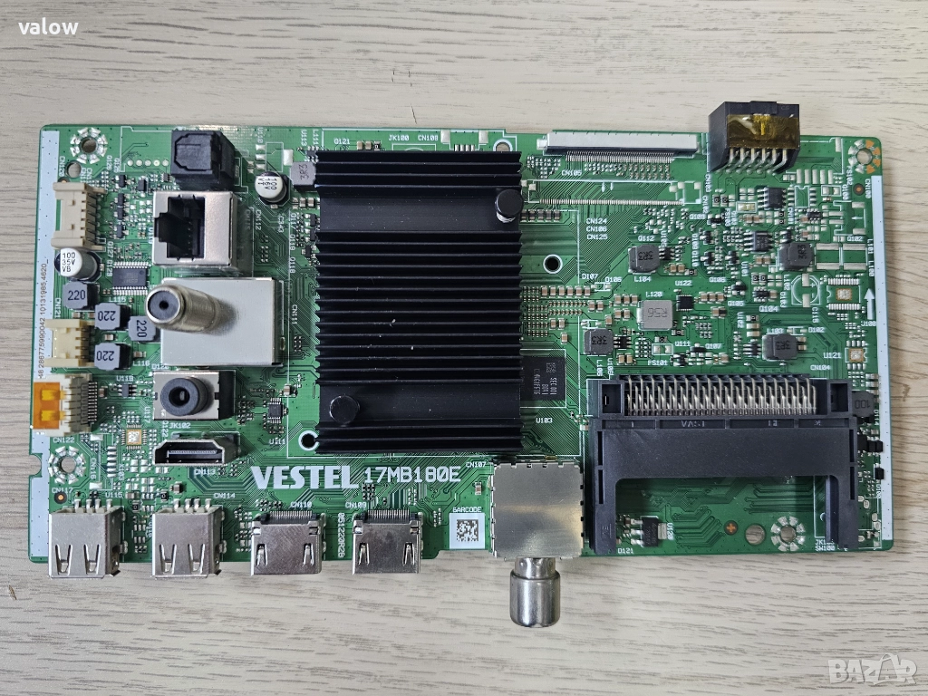 Main Board 17MB180E Hitachi 55HK5300W счупен панел, снимка 1