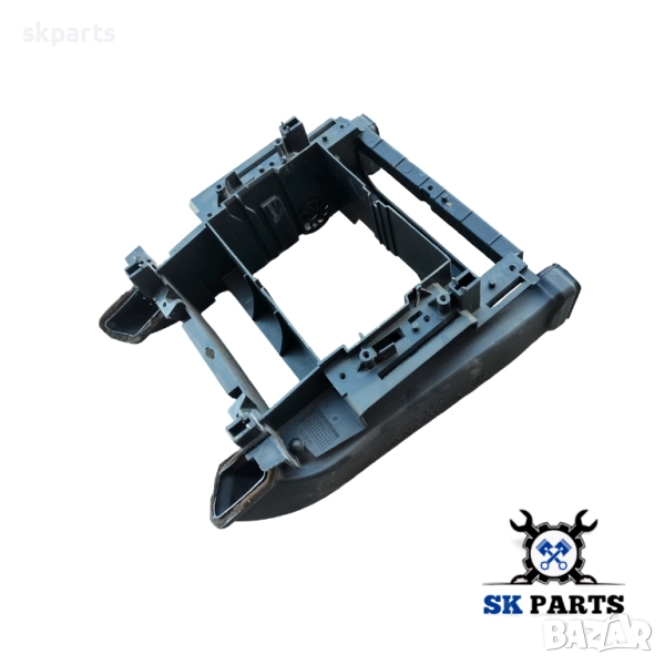 Централна конзола за Mercedes w203 / Мерцедес ц, снимка 1