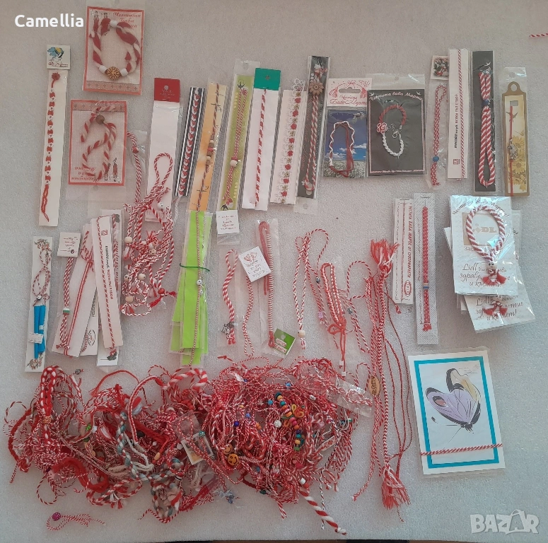 Мартеници - гривни, огромно количество , снимка 1