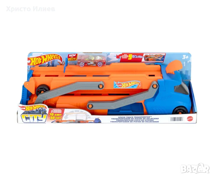 Камион Автовоз Hot Wheels Трансформиращ се транспортьор рампа с кола комплект, снимка 1